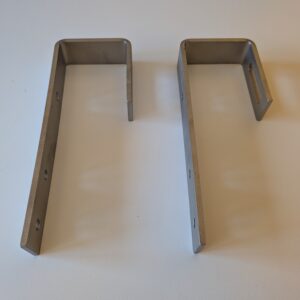 2x Massive Edelstahl-Halterung 5mm für Balkonkraftwerke – Sichere & einfache Geländer-Montage